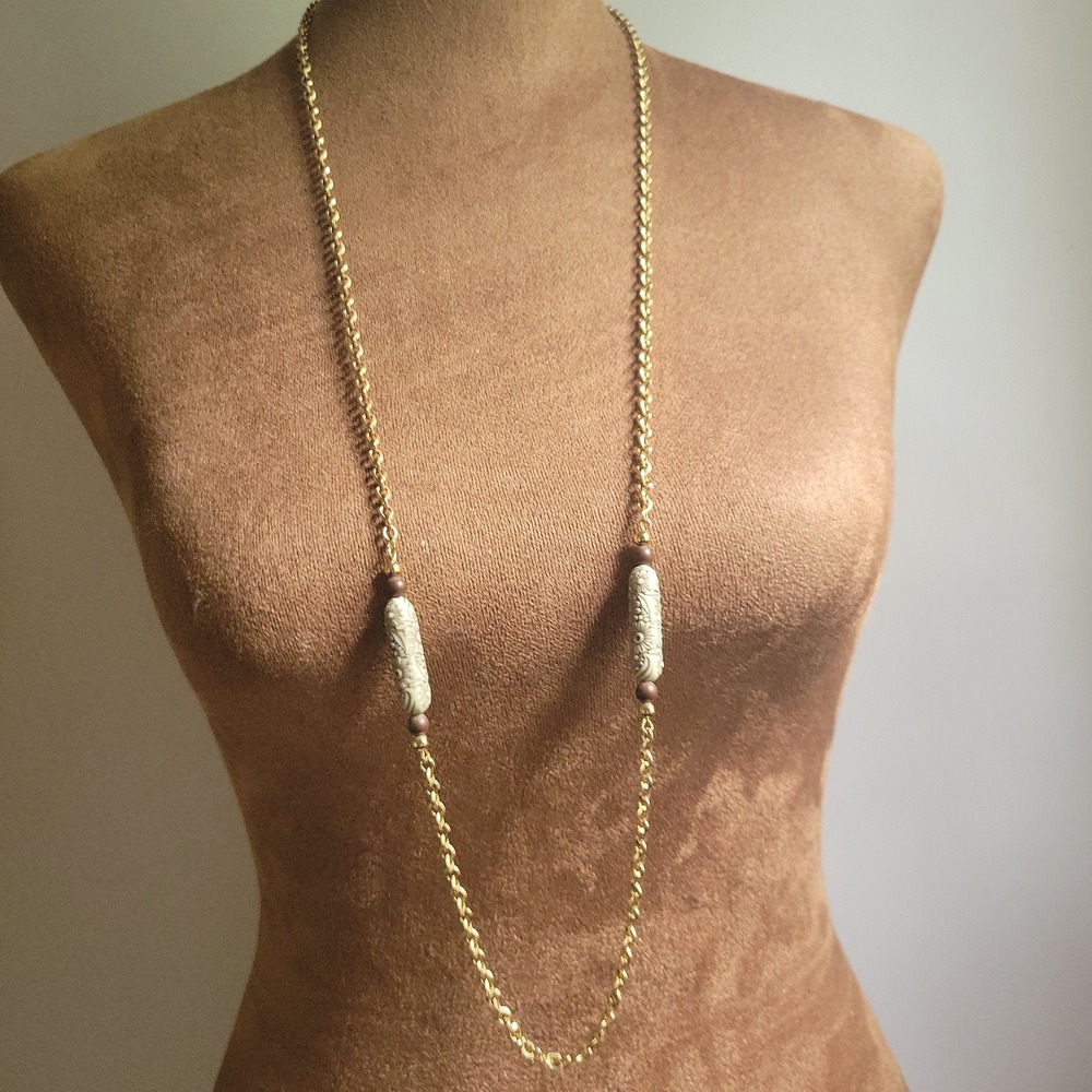 Sarah Coventry Vtg Gold Tone Long Necklace 34" Carved Floral Beads Cottagecore
